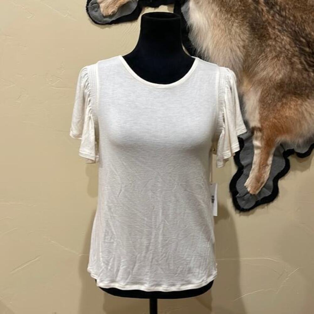 Another Love Flutter Sleeve Tee‎